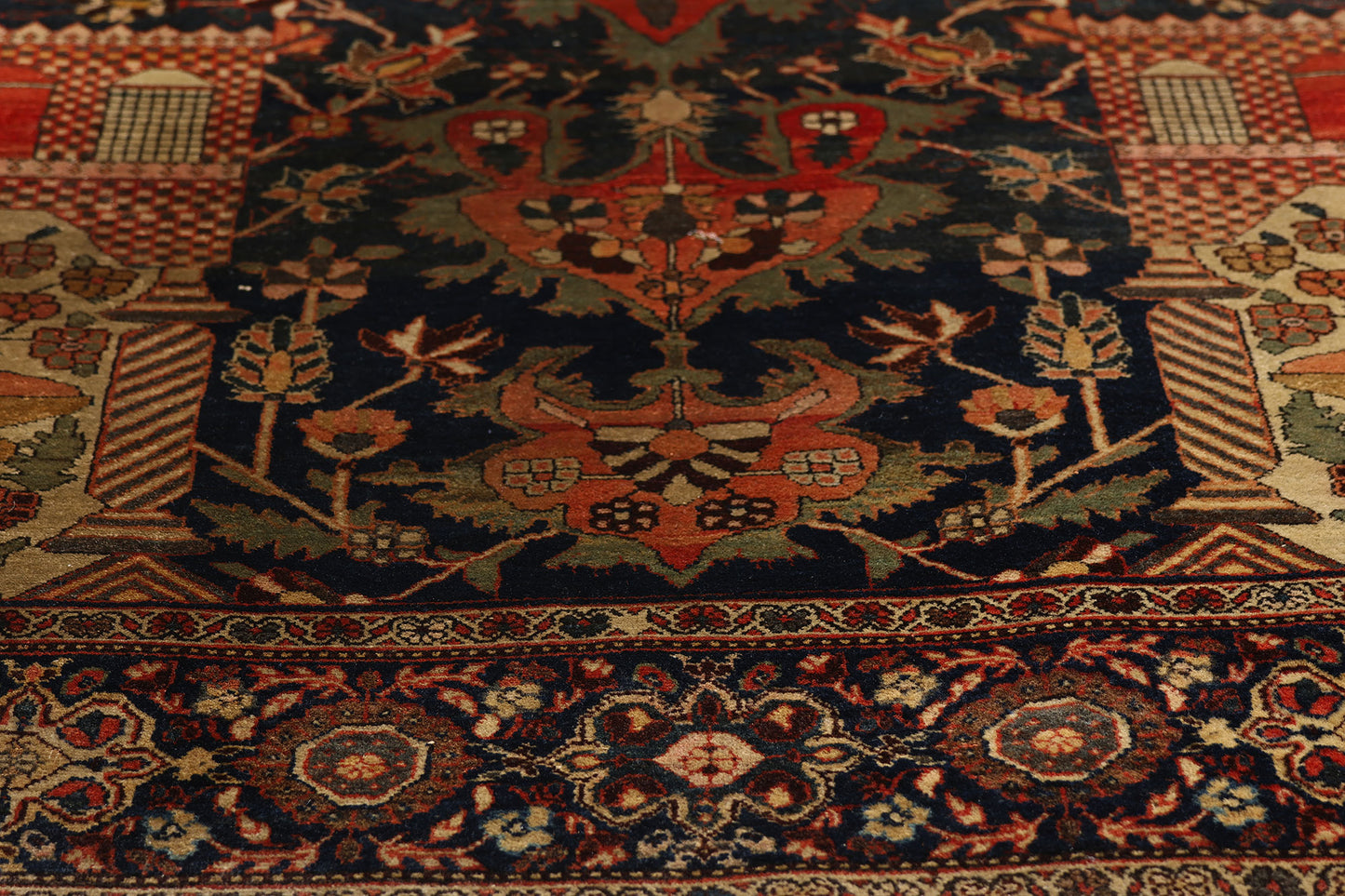 4 x 7 Antique Persian Sarouk Farahan Rug 79331