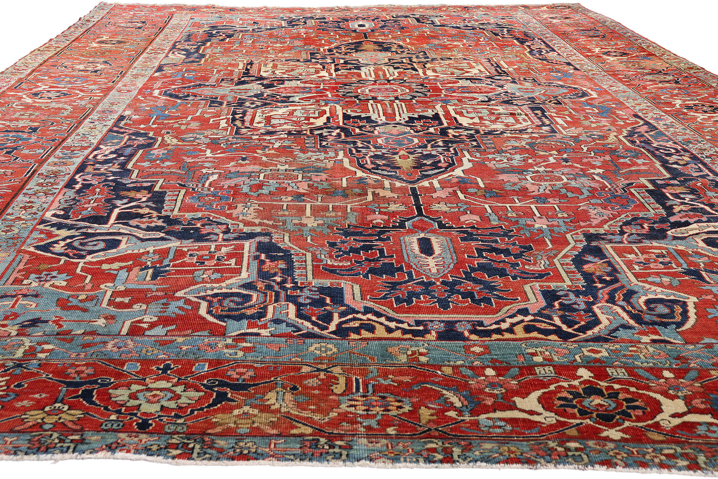 10 x 15 Antique Persian Serapi Rug 79230