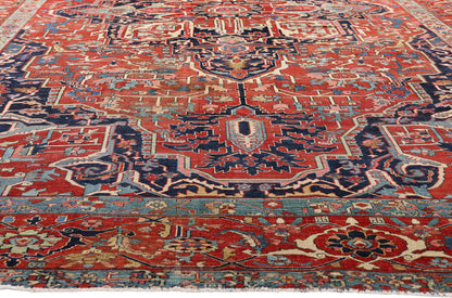 10 x 15 Antique Persian Serapi Rug 79230