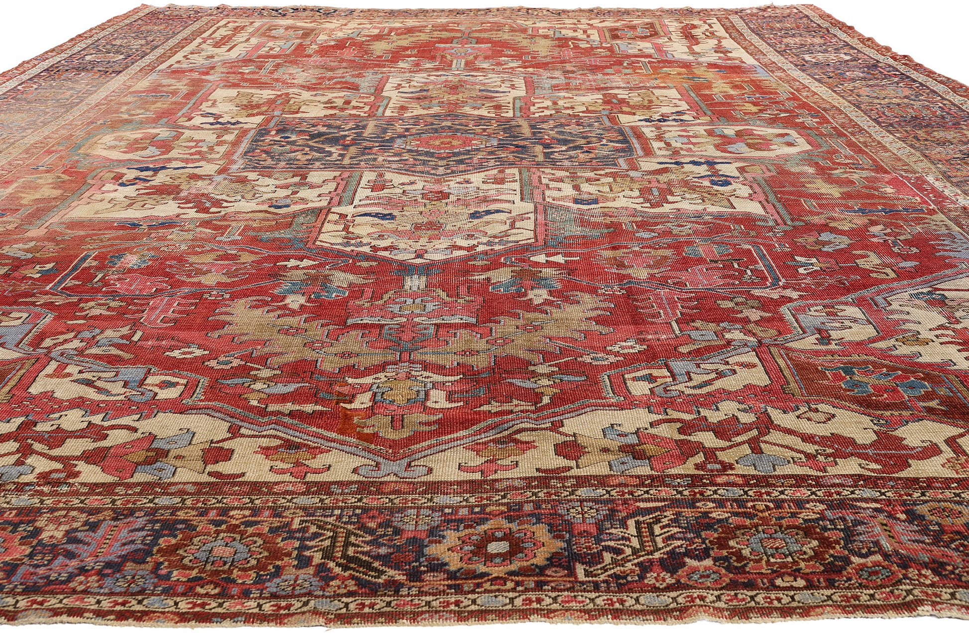 11 x 15 Red Antique Persian Serapi Rug 79290