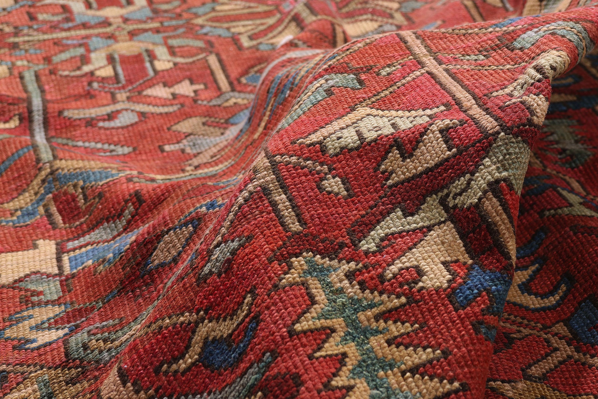 8 x 12 Red Antique Persian Serapi Rug 61530