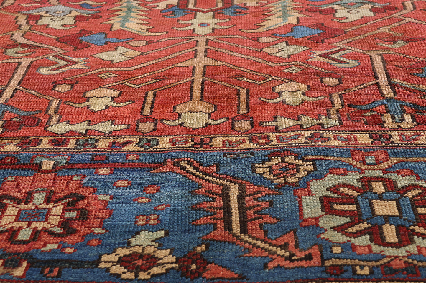 8 x 12 Red Antique Persian Serapi Rug 61530