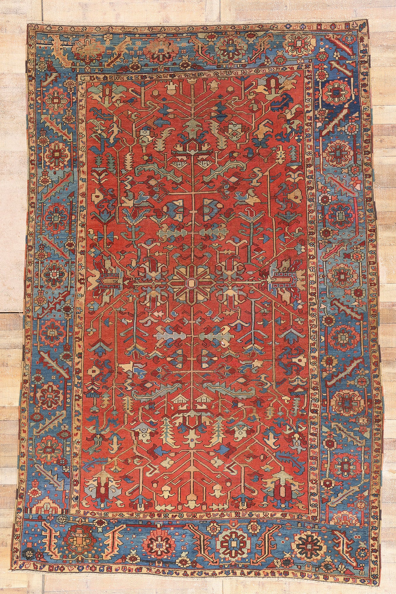8 x 12 Red Antique Persian Serapi Rug 61530