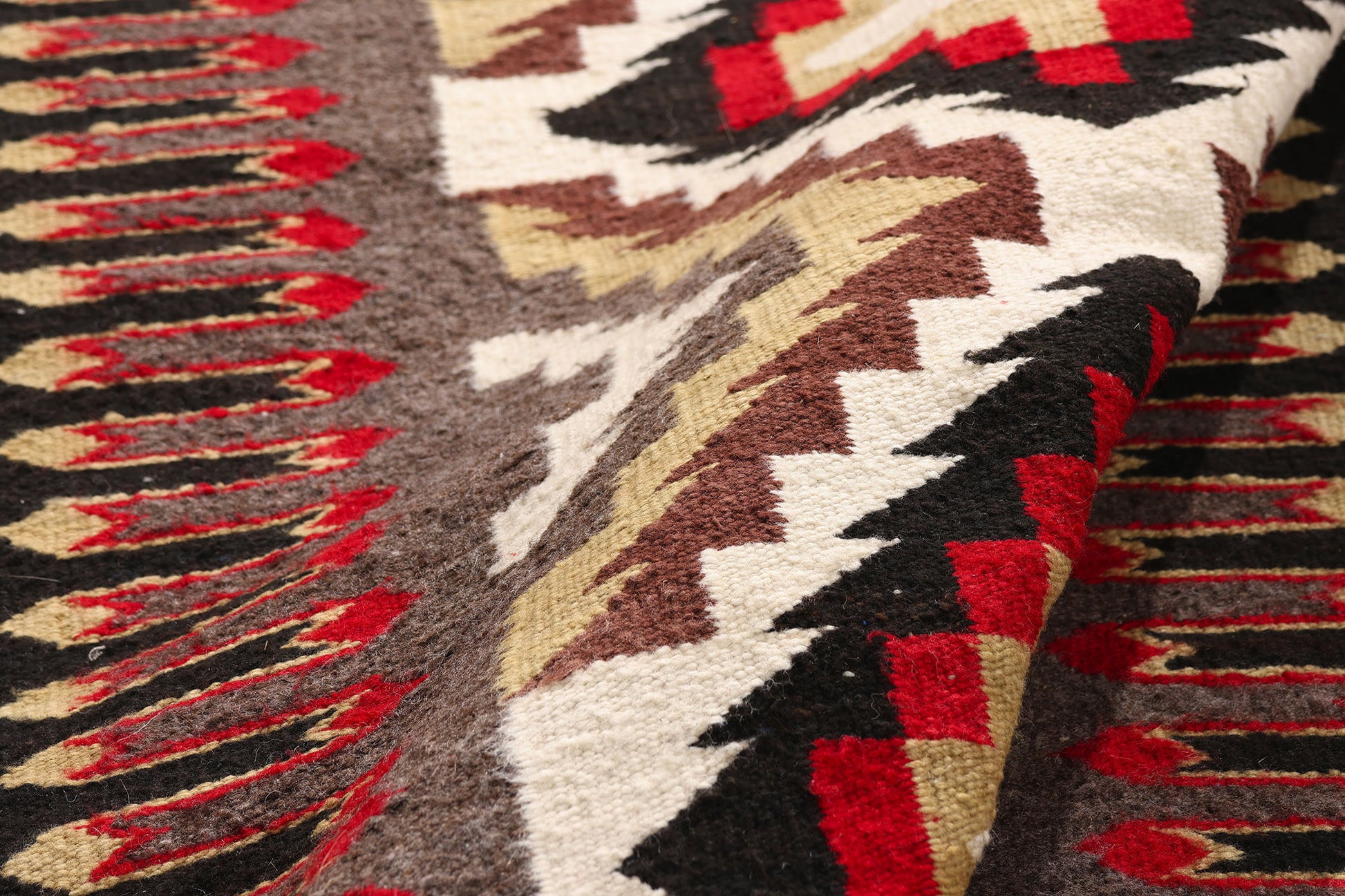 3 x 5 Earth-Tone Antique Teec Noc Pos Navajo Rug 79298