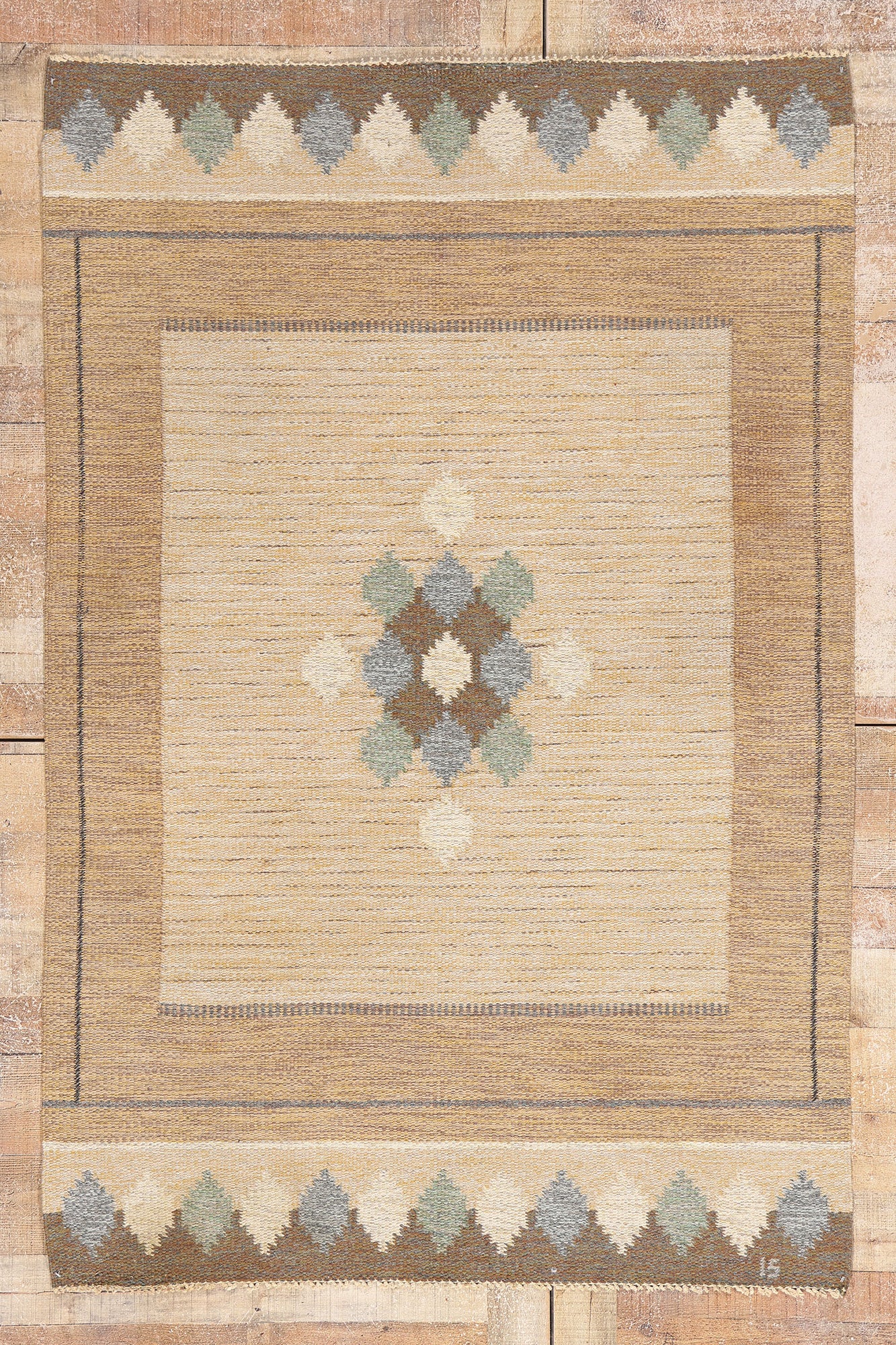4 x 7 Ingegerd Silow Vintage Swedish Rollakan Rug 79059