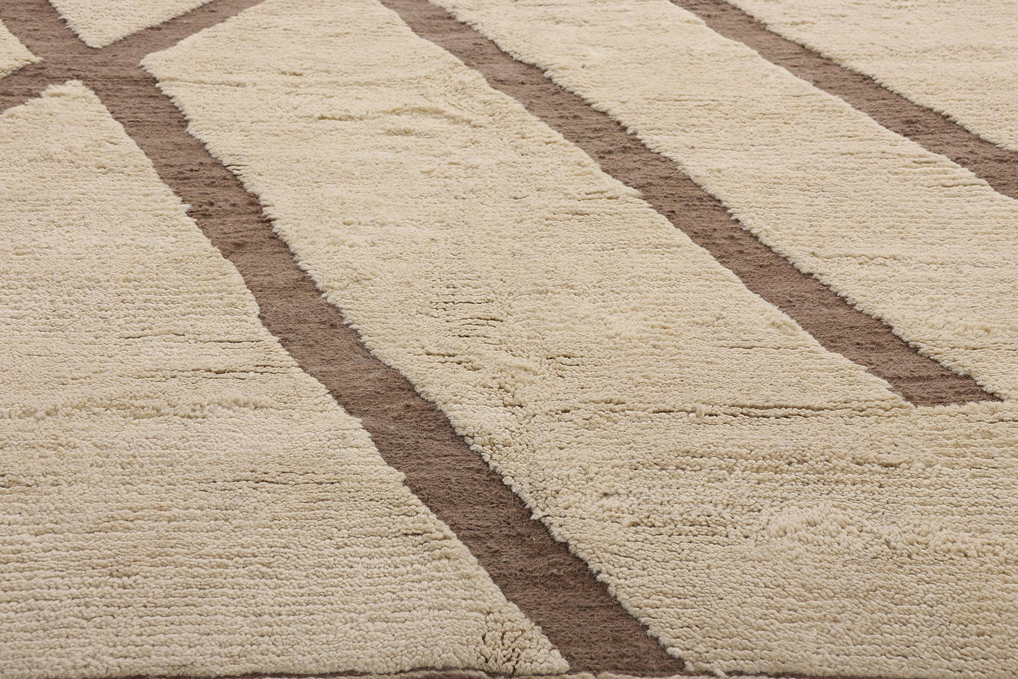 10 x 14 - Beige Pakistani Moroccan Rug - 80528