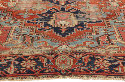 9 x 12 Antique Persian Serapi Rug 78922