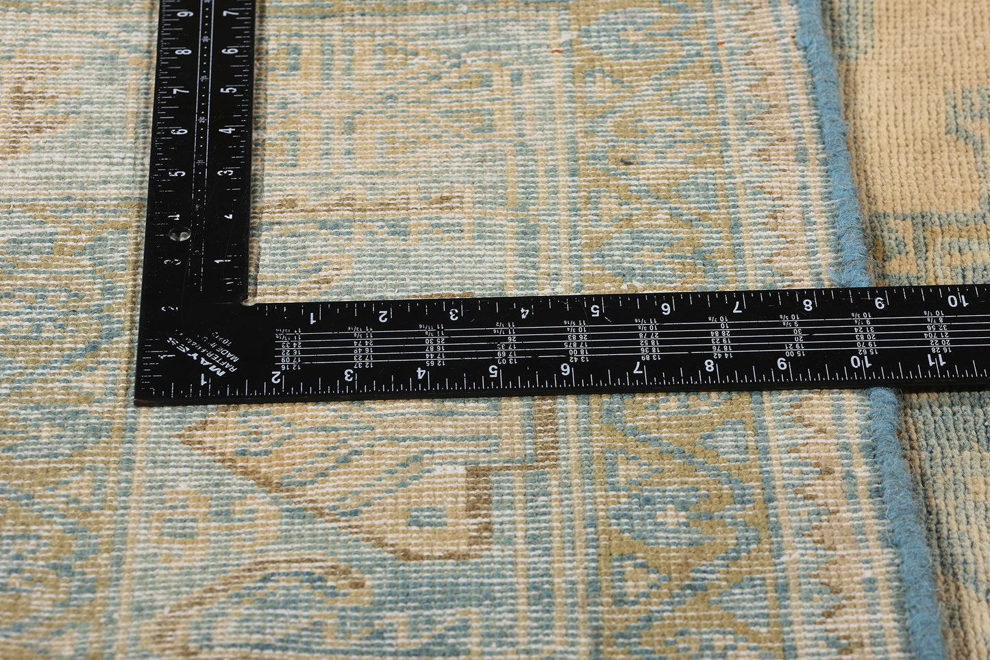 7 x 10 Vintage Persian Viss Rug 61308