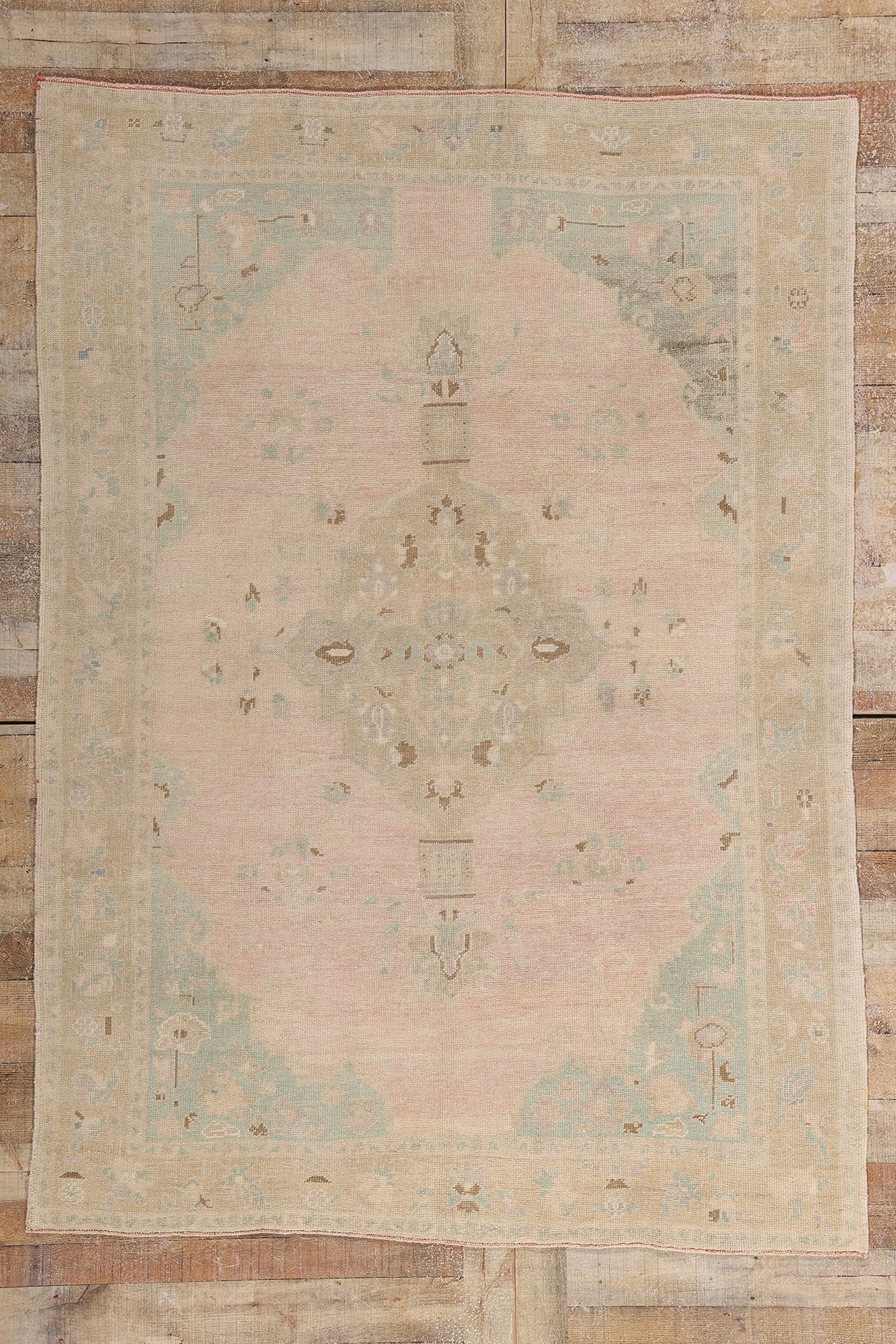5 x 8 Vintage Pink Turkish Oushak Rug 53995