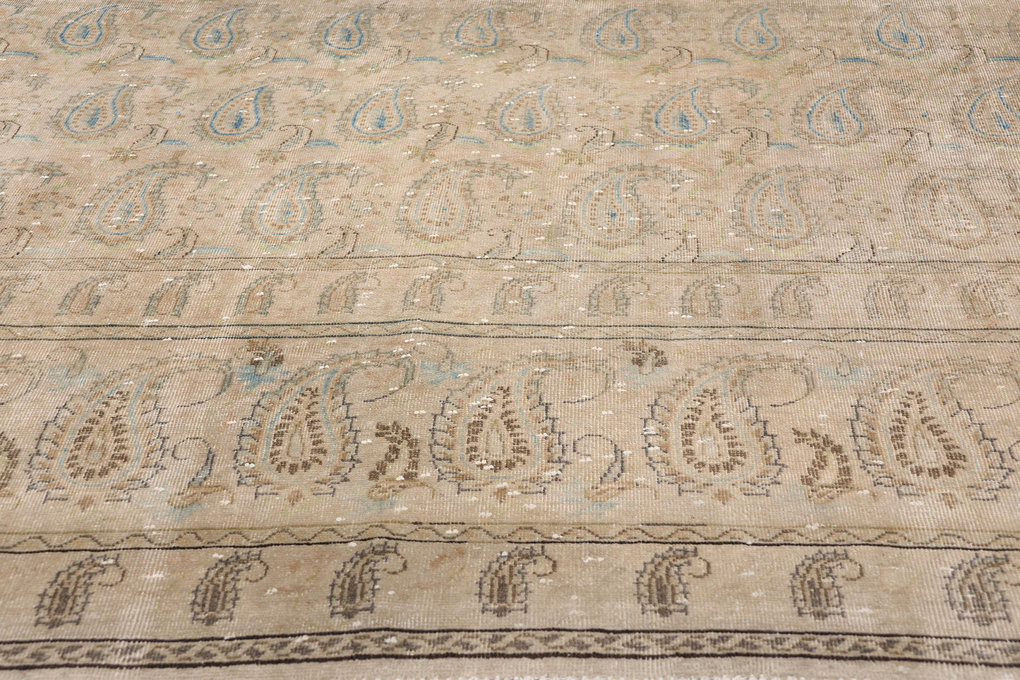 10 x 13 Antique Persian Kashan Rug 79122