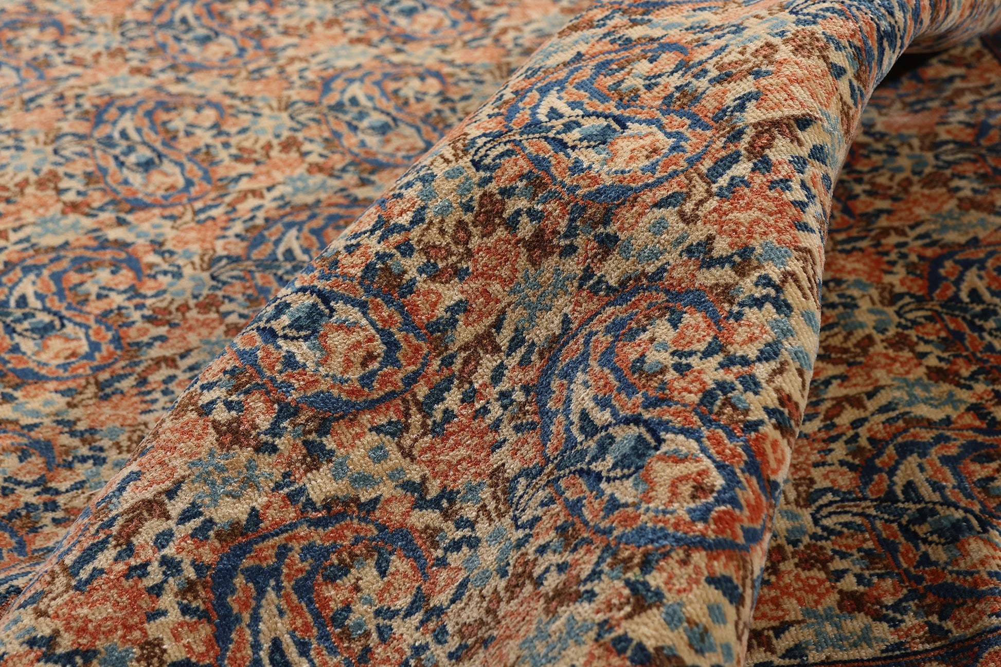 8 x 11 Distressed Beige Antique Persian Kashan Rug 61525