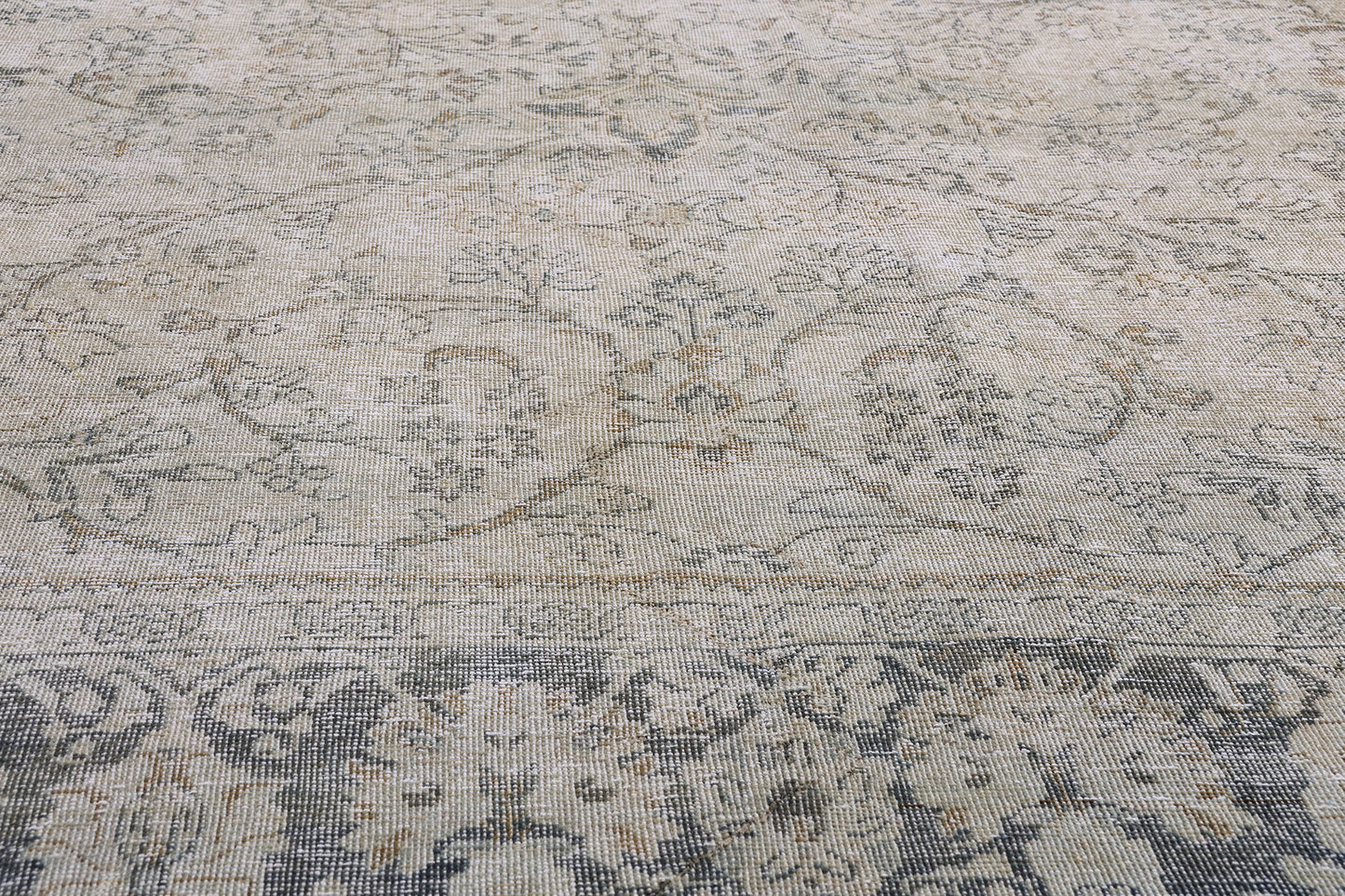10 x 13 Taupe Vintage Persian Mahal Rug 61402