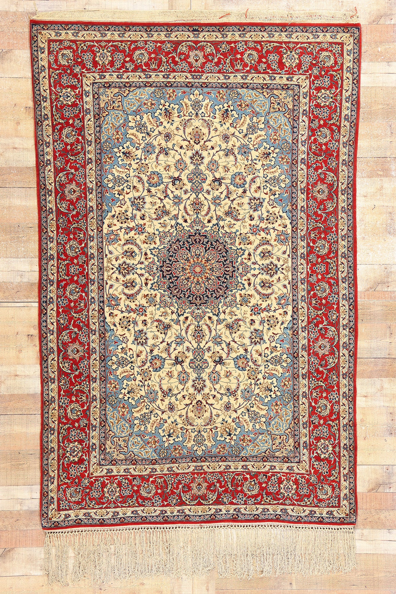 5 x 8 Vintage Persian Isfahan Rug 78918