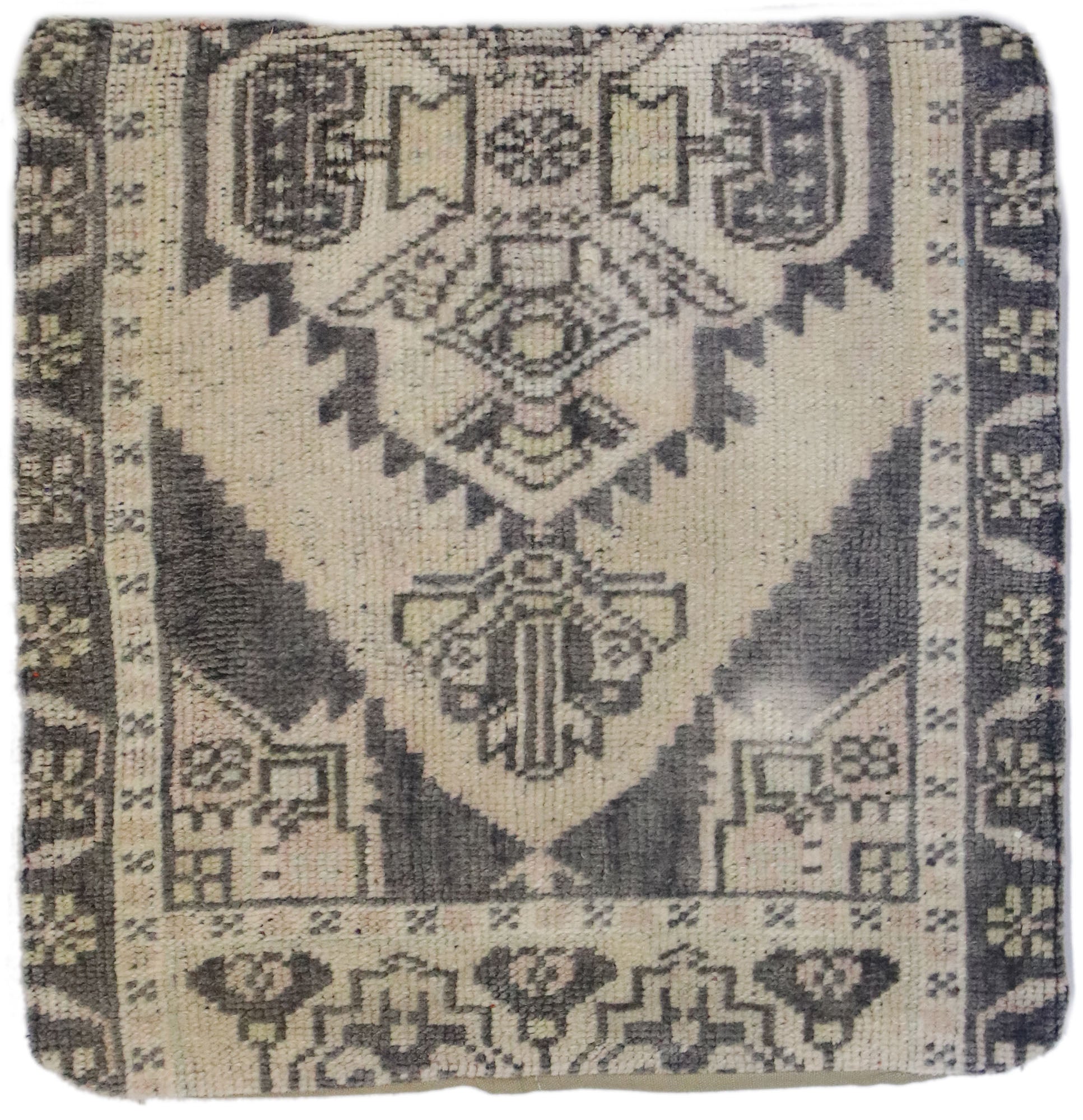 2 x 2 Vintage Rug Pillow Cover 53640