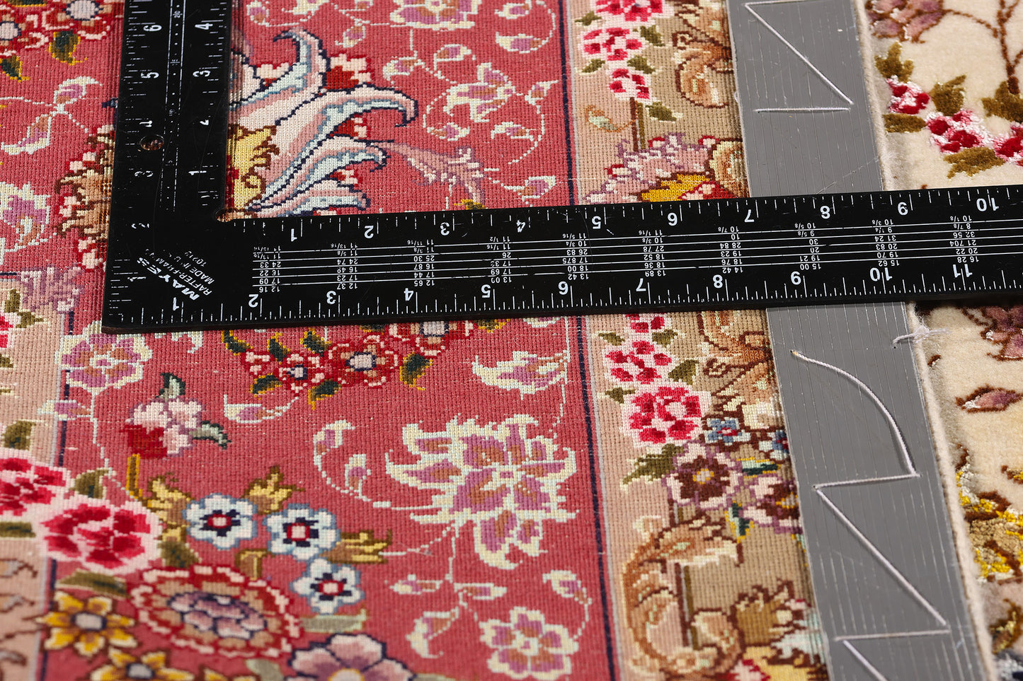 7 x 10 Vintage Persian Tabriz Rug 78912