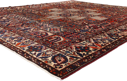 11 x 13 Vintage Persian Bakhtiari Rug 61416