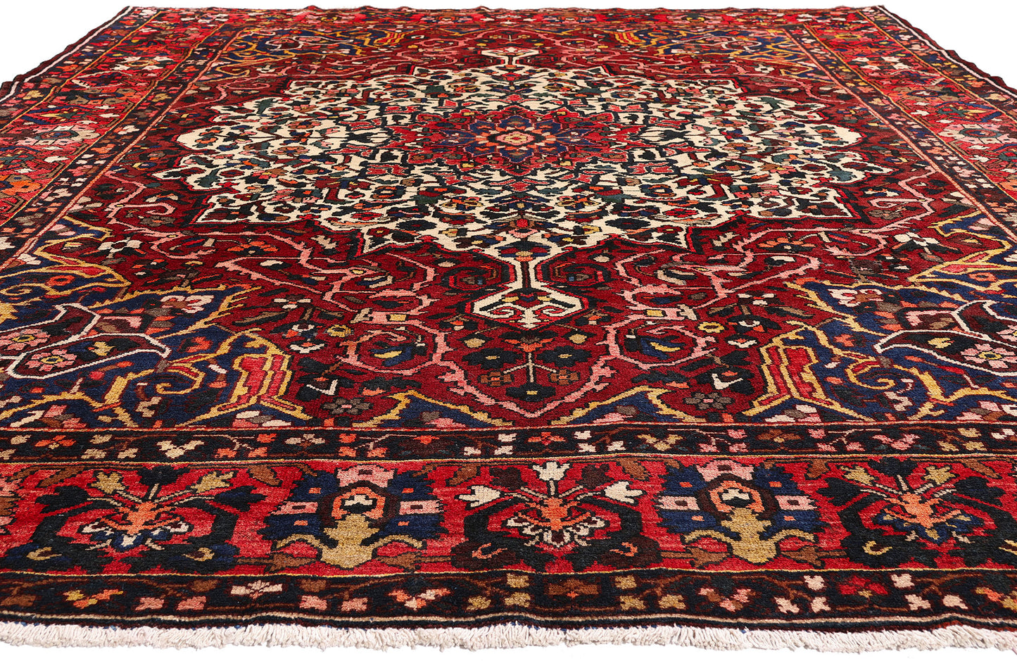 9 x 12 Red Vintage Persian Bakhtiari Rug 61544