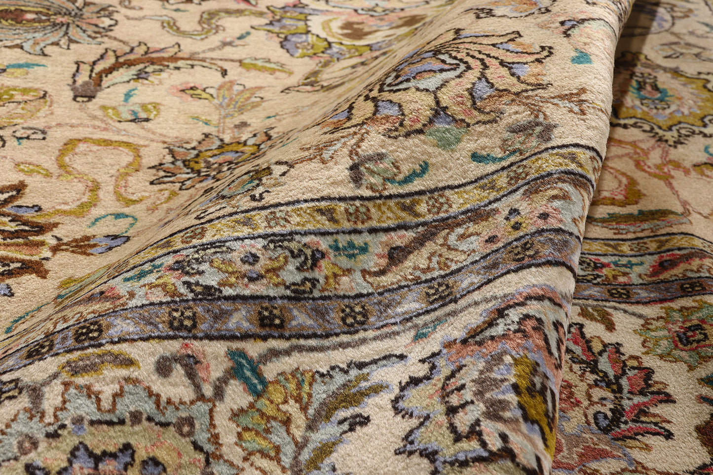 10 x 13 - Vintage Persian Tabriz Rug - 71929