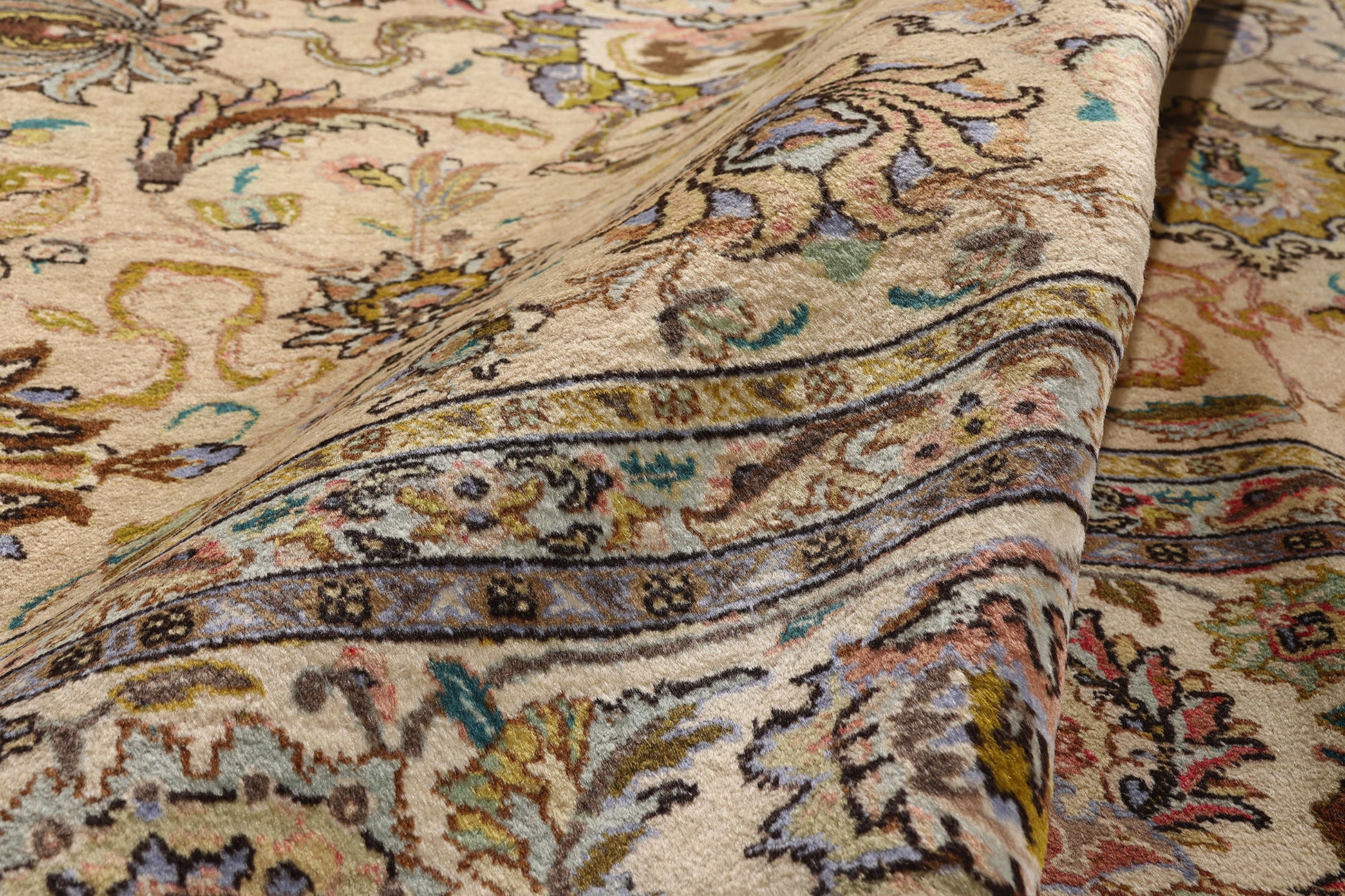 10 x 13 - Vintage Persian Tabriz Rug - 71929