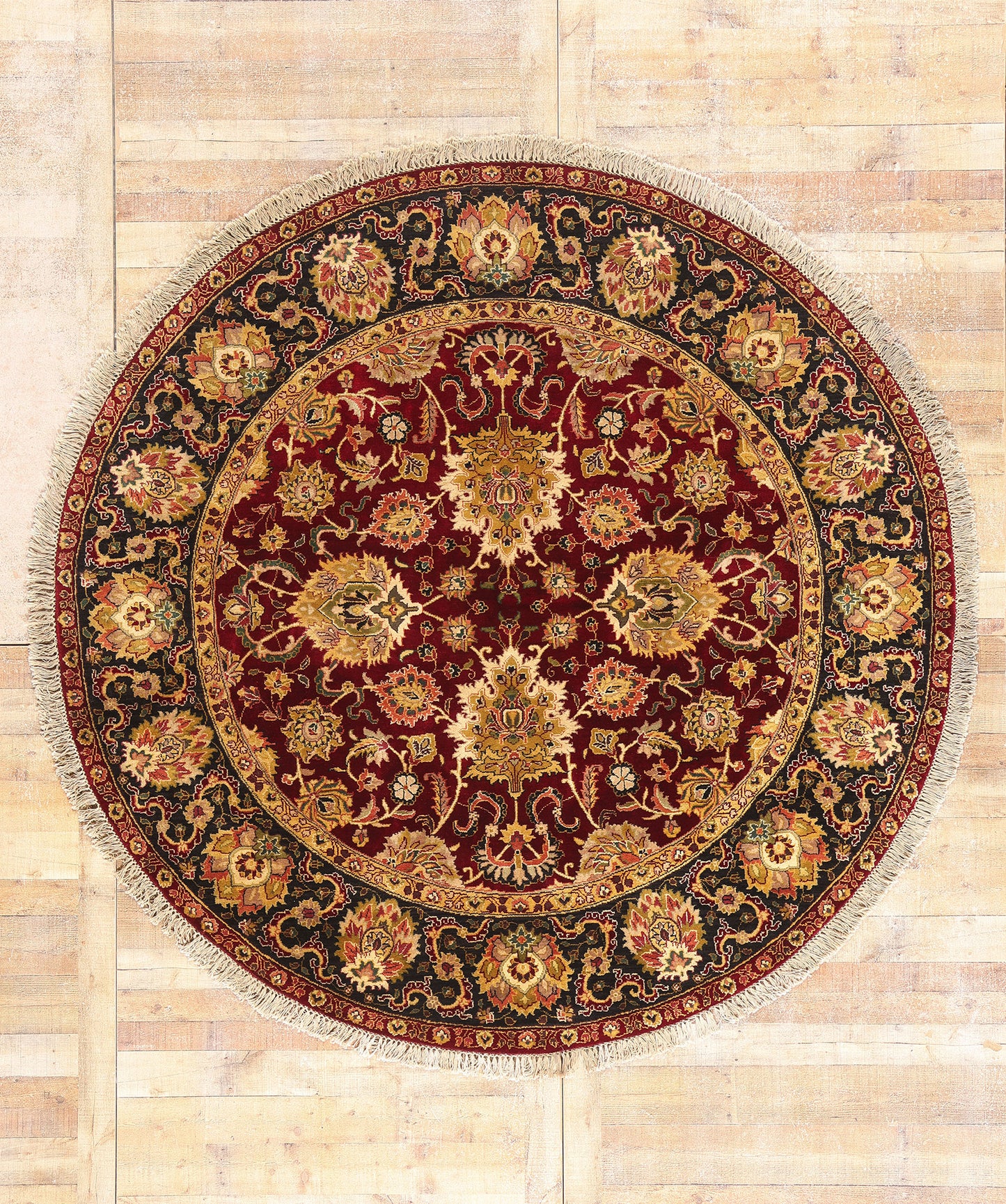 8 x 8 Red Vintage Round Indian Oushak Rug 79332
