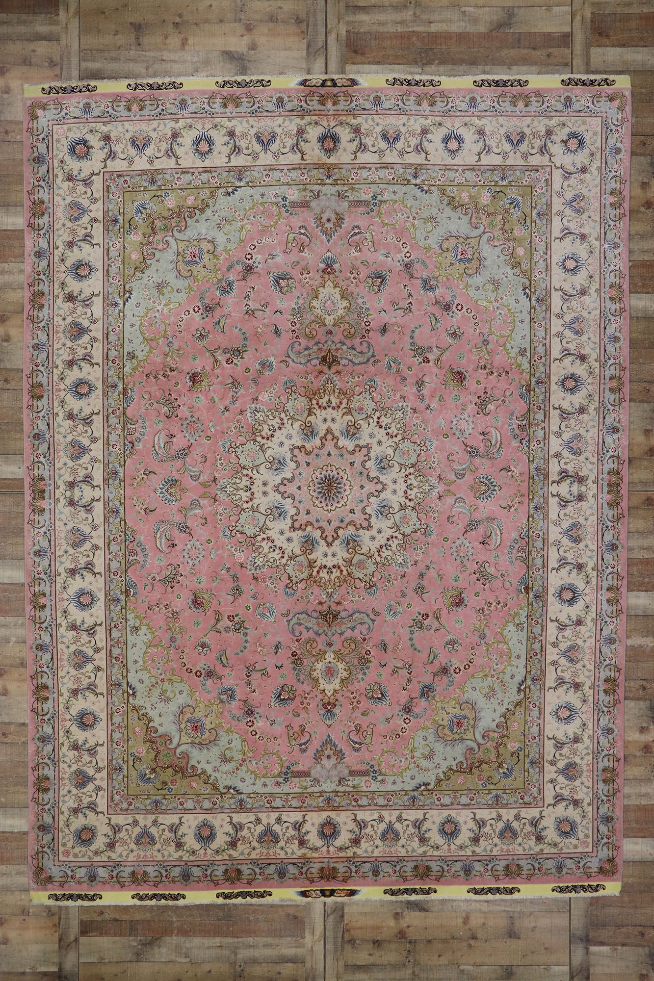 10 x 13 Vintage Persian Tabriz Rug 77674
