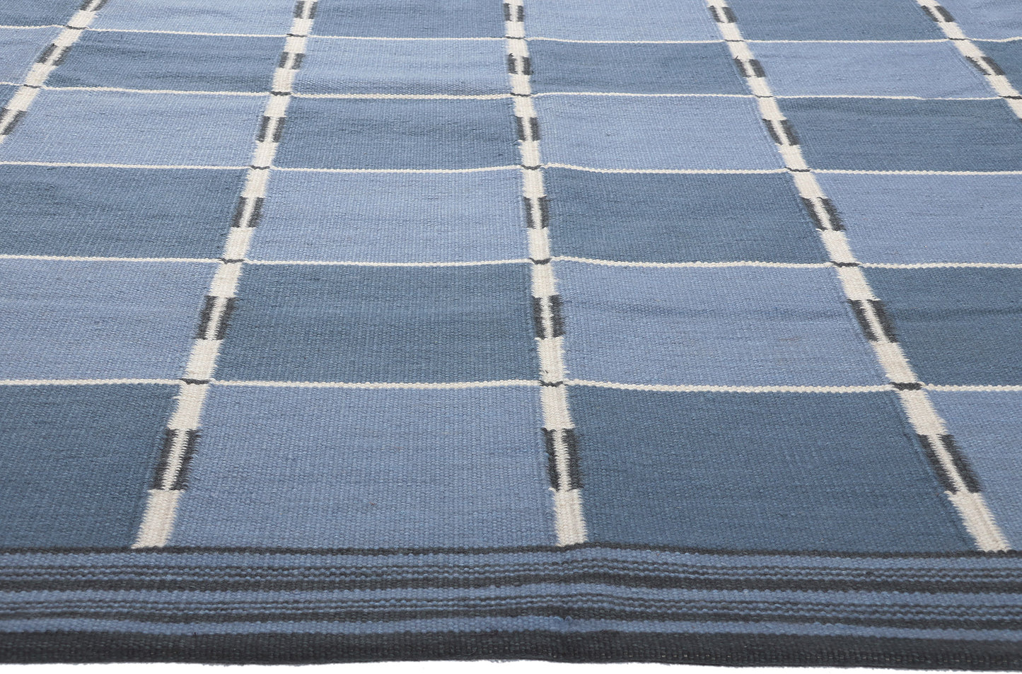 10 x 13 Swedish Inspired Kilim Rug 30941
