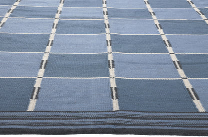 10 x 13 Swedish Inspired Kilim Rug 30941