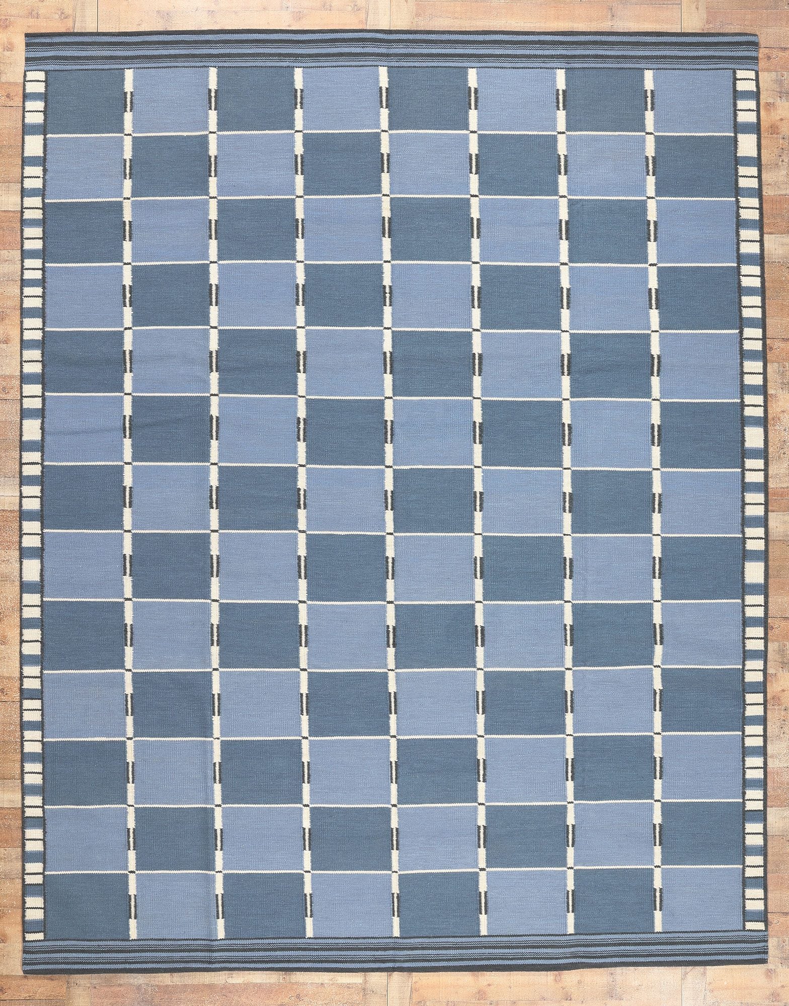 10 x 13 Swedish Inspired Kilim Rug 30941