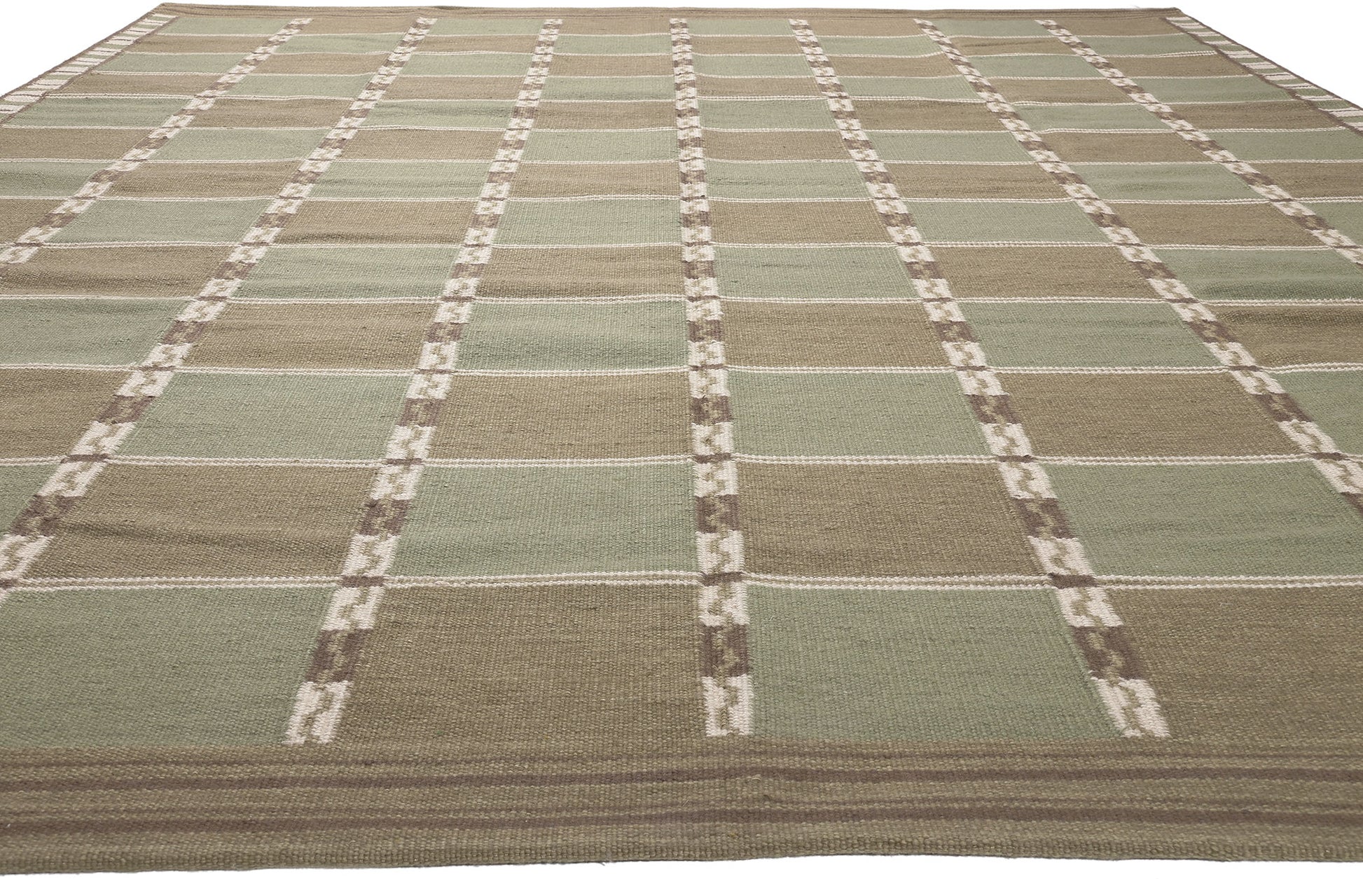 10 x 13 Swedish Inspired Kilim Rug 30943