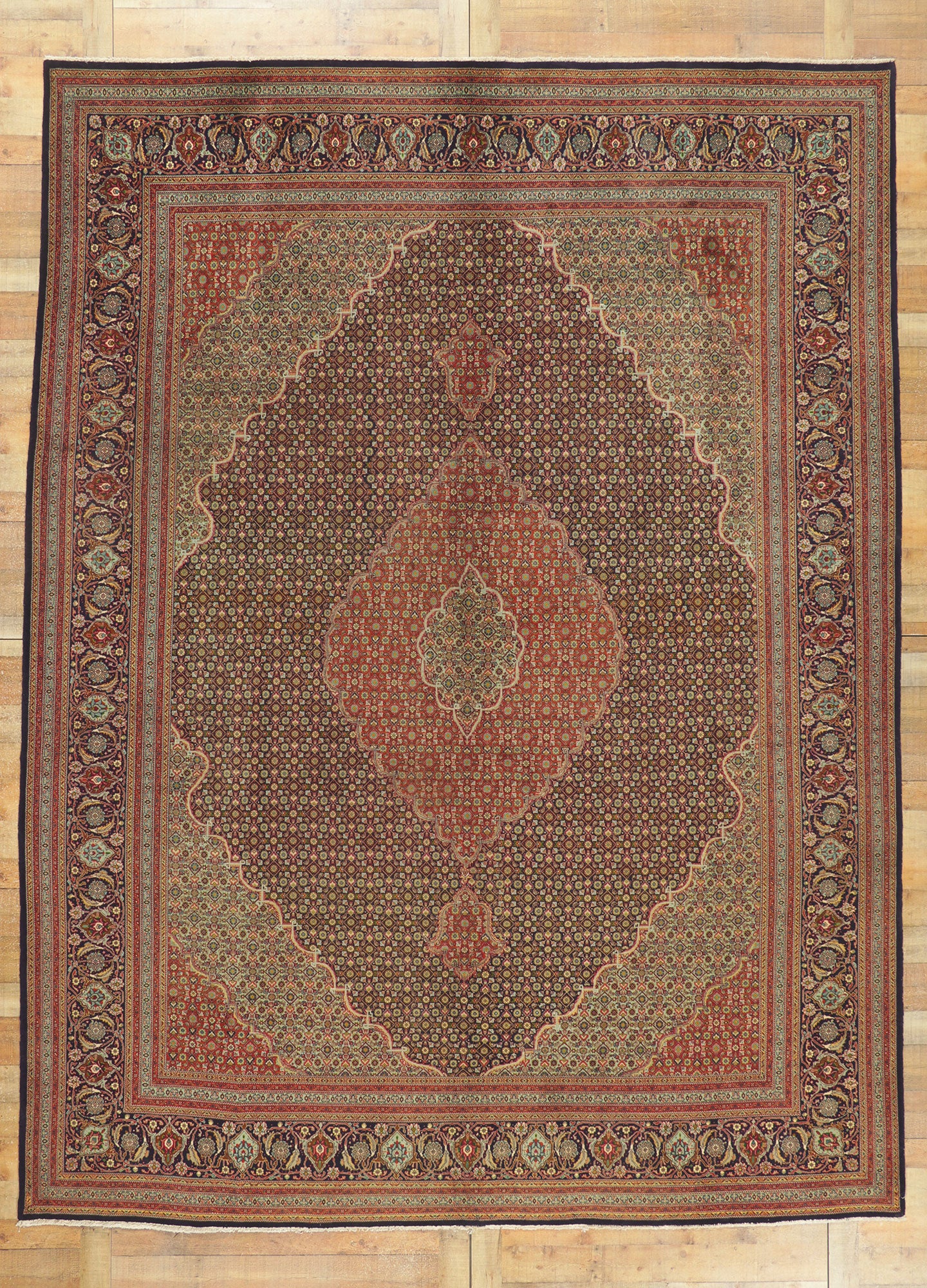 10 x 13 Vintage Persian Tabriz Rug 60998