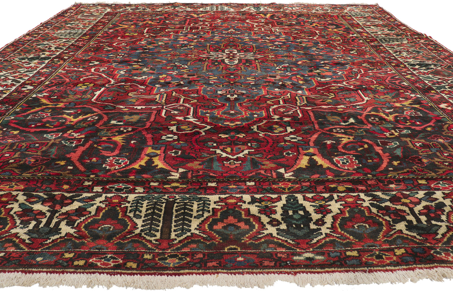 10 x 12 Antique Persian Bakhtiari Rug 73095