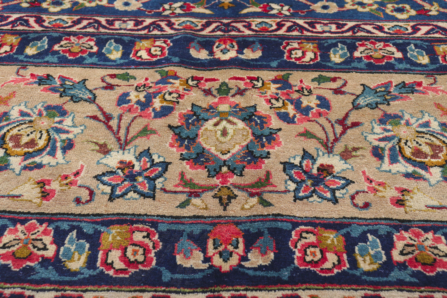 10 x 13 Vintage Persian Isfahan Rug 61207