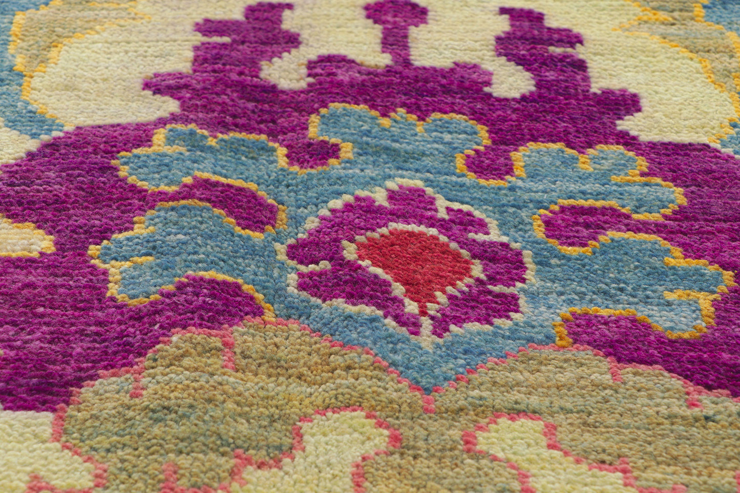 11 x 14 Colorful Turkish Oushak Rug 60658