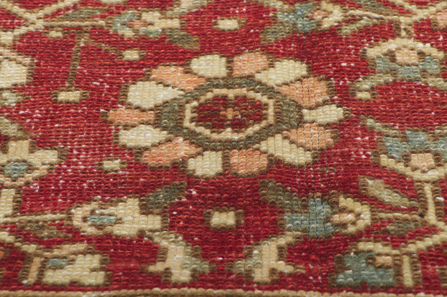 11 x 16 Vintage Persian Bakhtiari Rug 61100