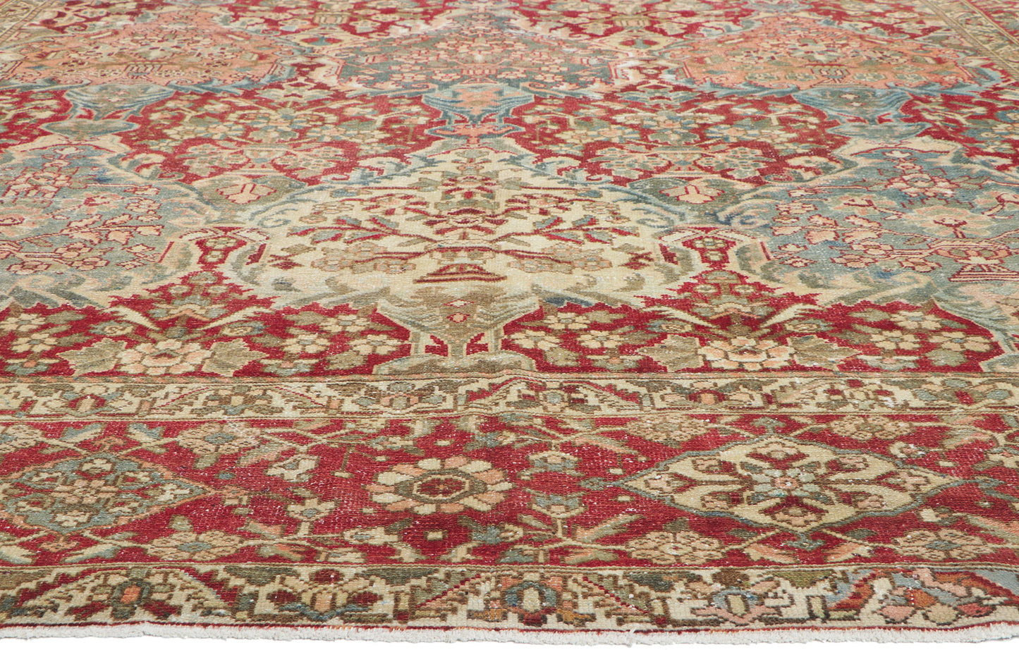 11 x 16 Vintage Persian Bakhtiari Rug 61100
