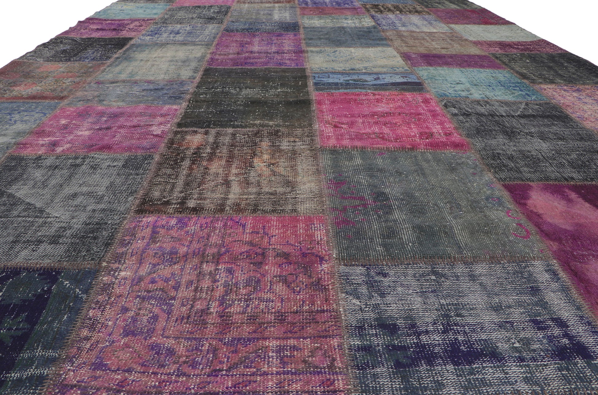11 x 16 Vintage Purple Patchwork Rug 52130