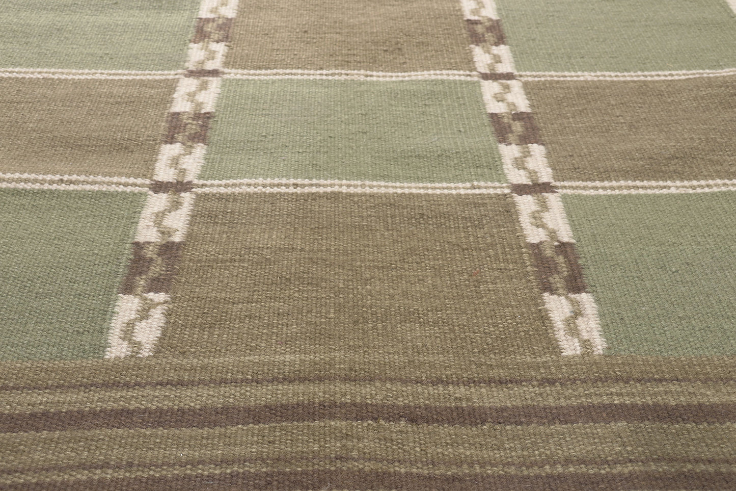 12 x 15 Swedish Inspired Kilim Rug 30944