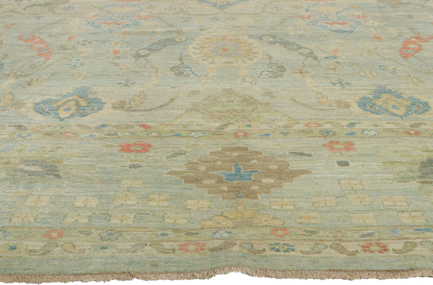 13 x 17 Persian Sultanabad Rug 61181