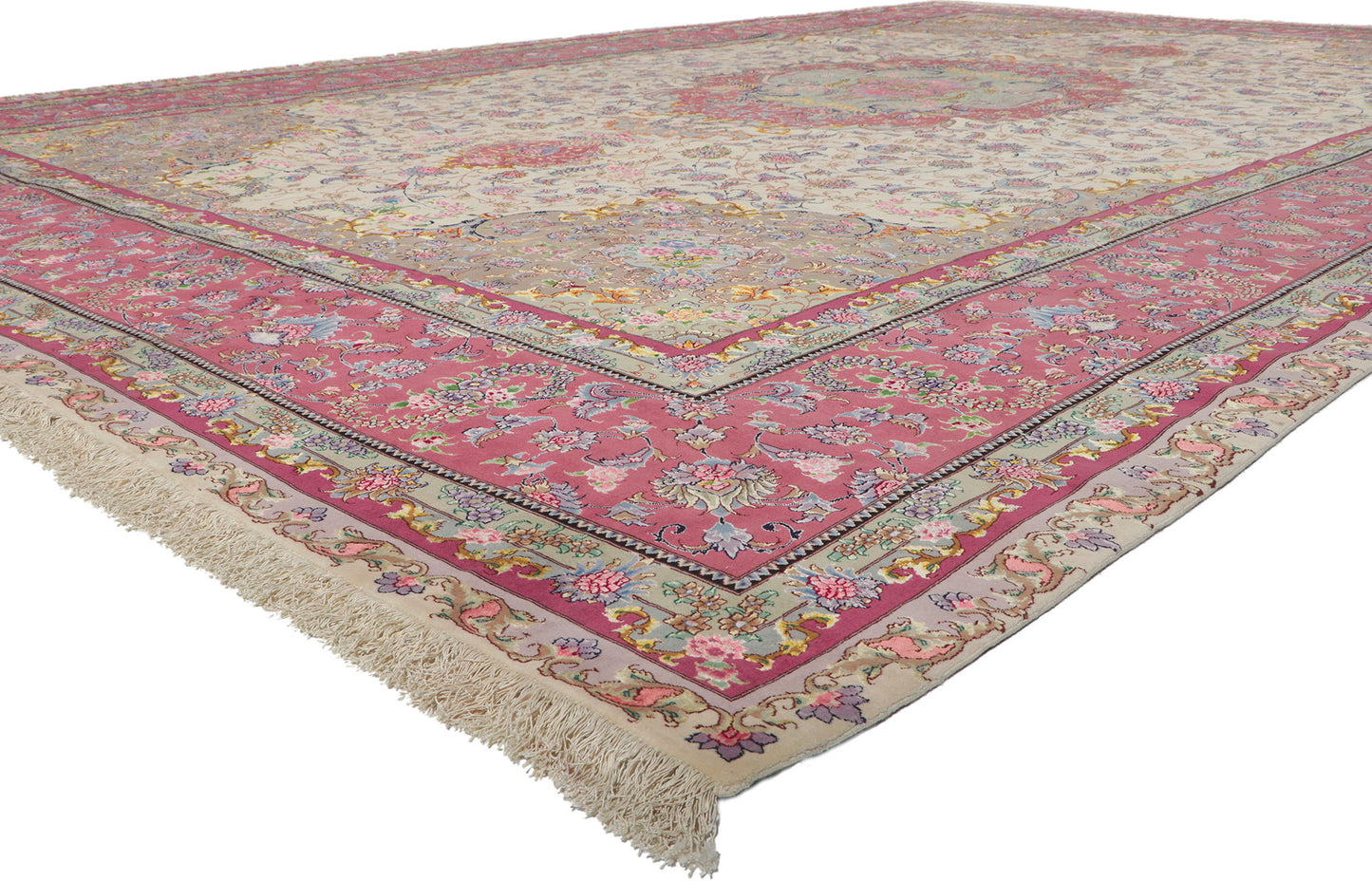 13 x 20 Vintage Persian Tabriz Rug 78326