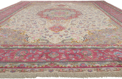 13 x 20 Vintage Persian Tabriz Rug 78326