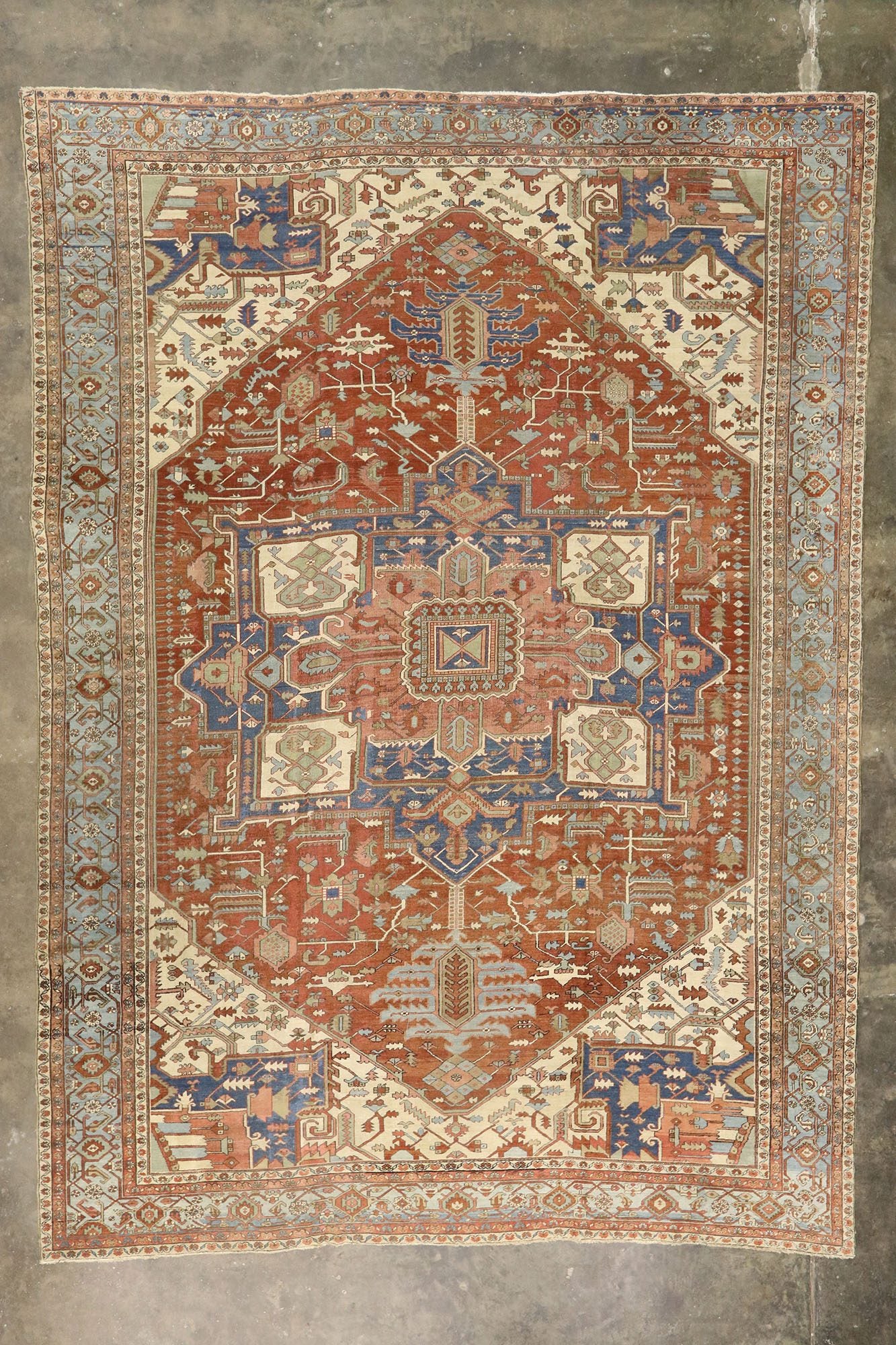 14 x 19 Antique Persian Serapi Rug 72743