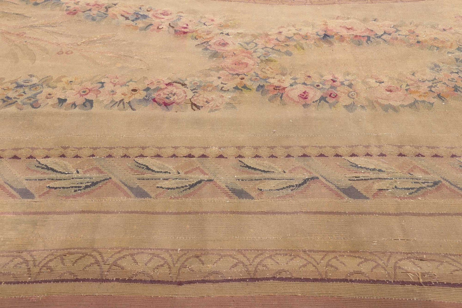 15 x 25 Antique French Aubusson Rug 74394