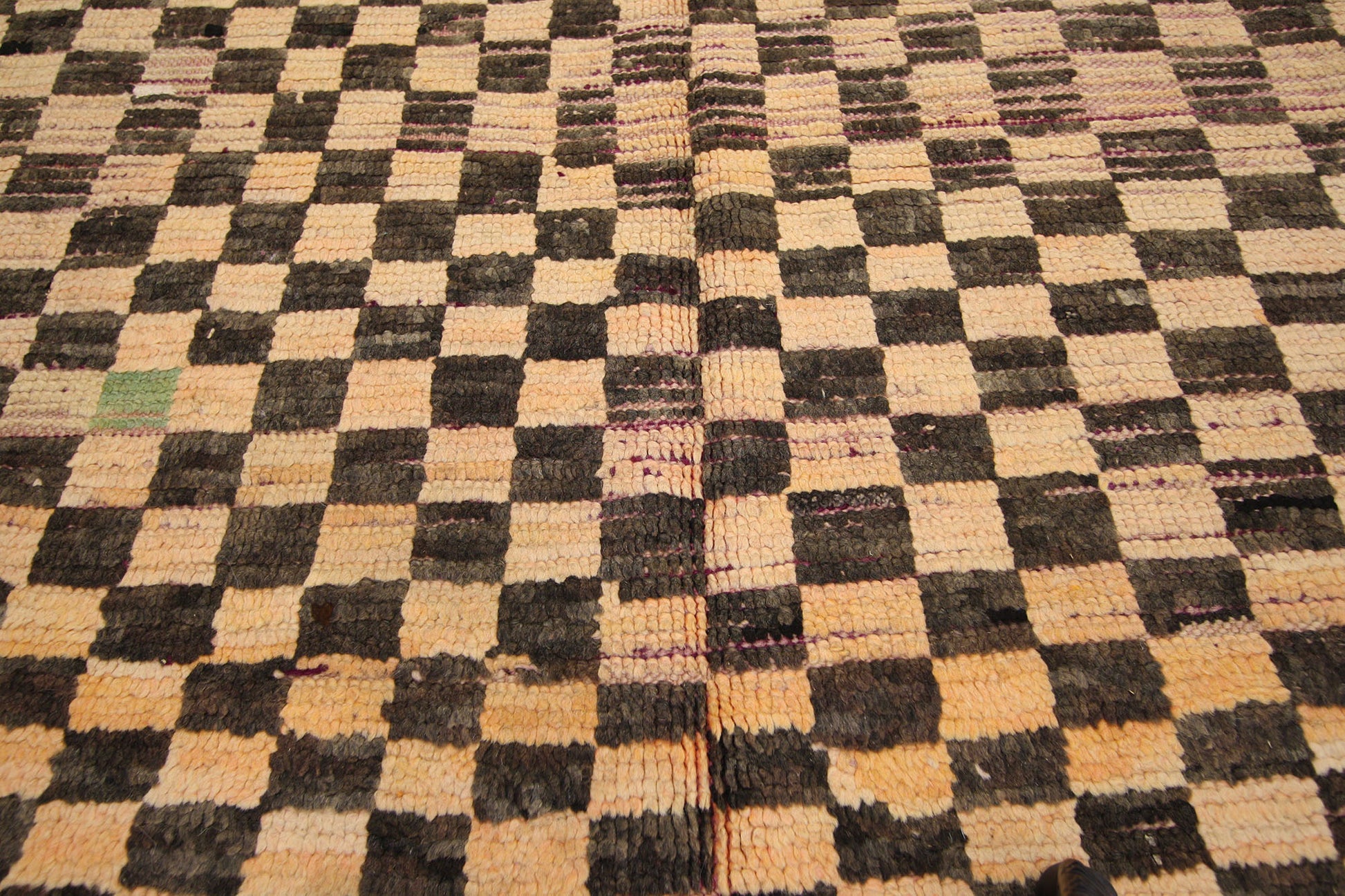 4 x 6 Vintage Moroccan Rug 20042