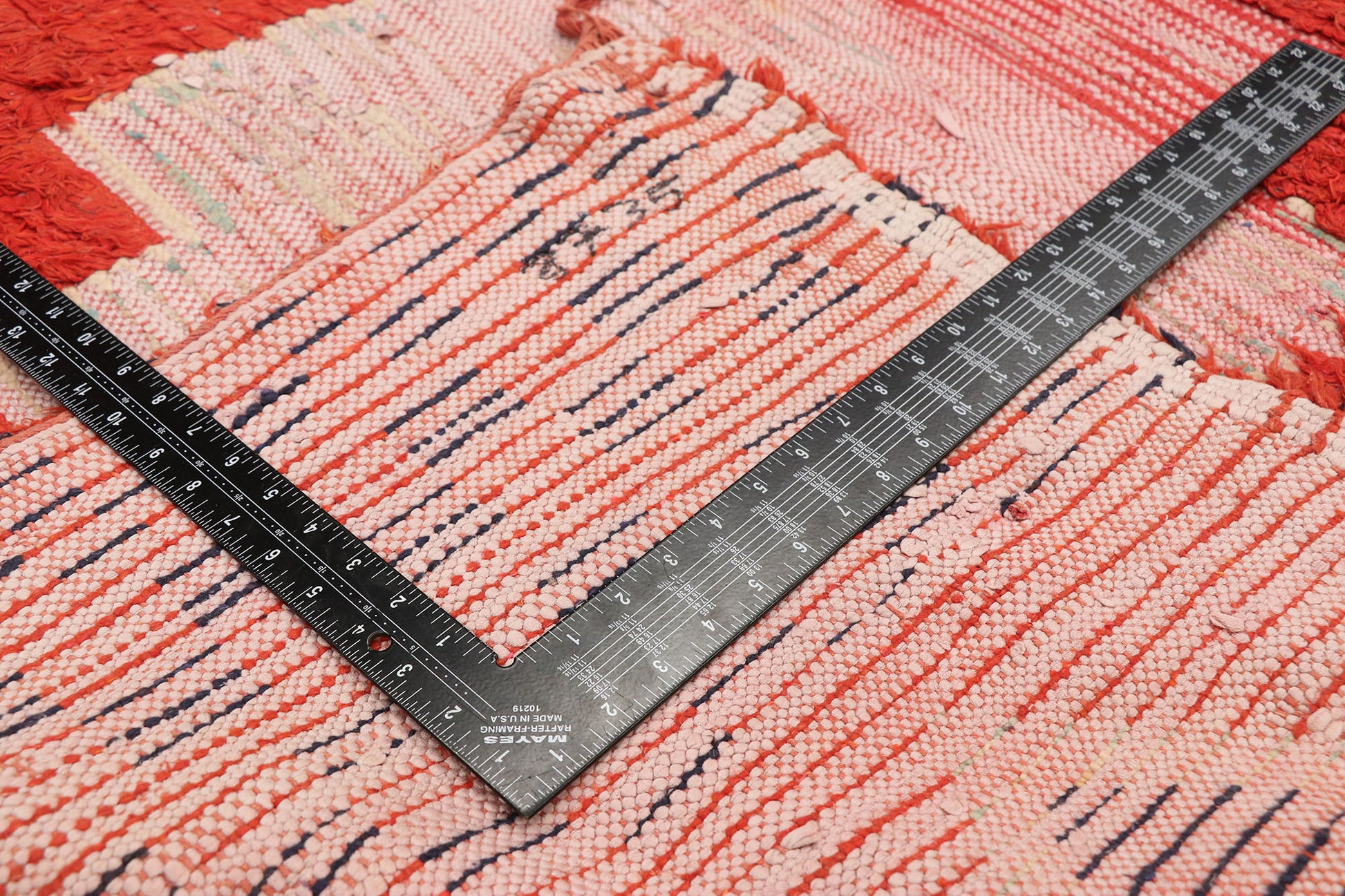 4 x 9 Vintage Red Boujad Moroccan Rug 20219