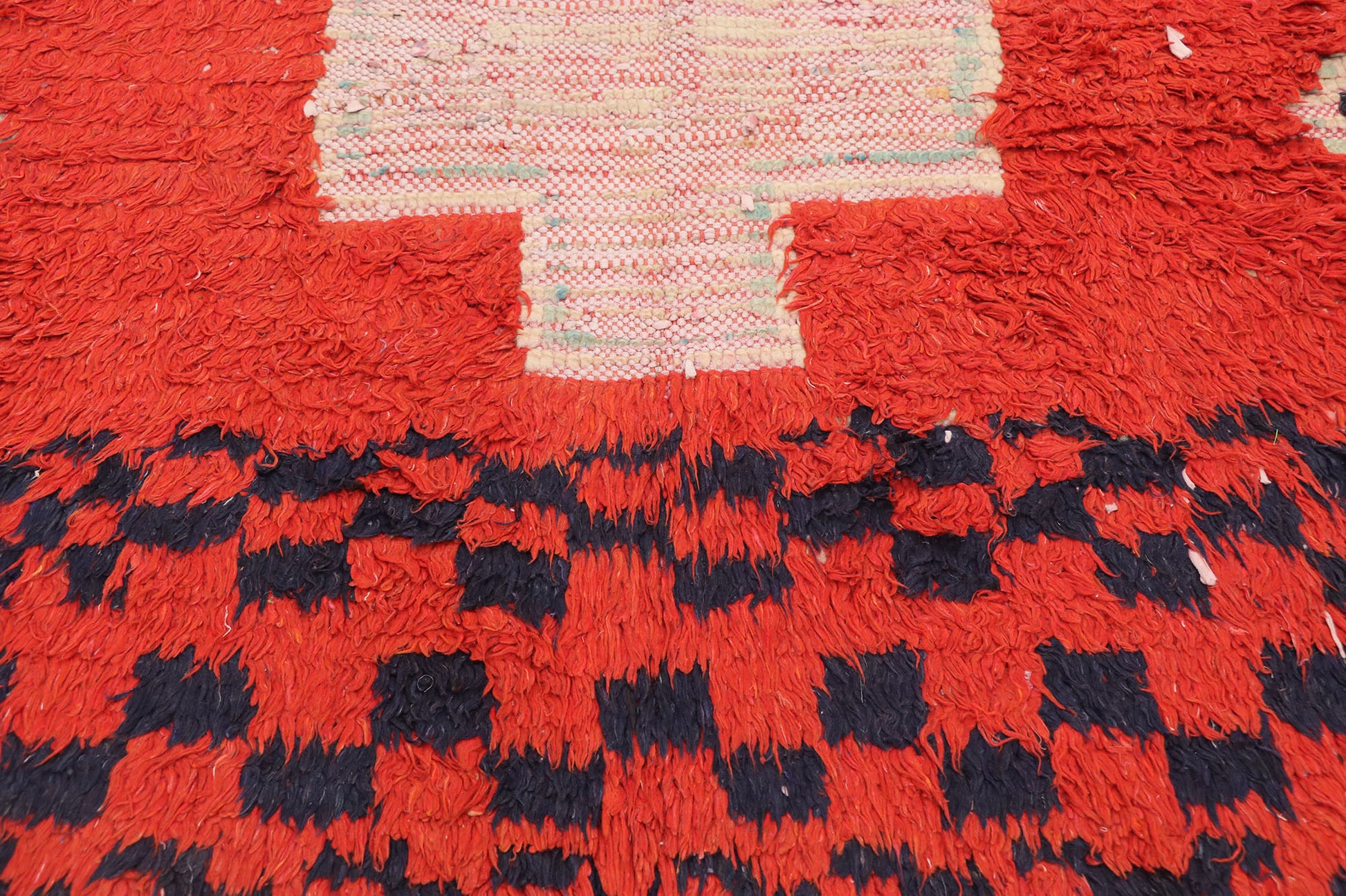 4 x 9 Vintage Red Boujad Moroccan Rug 20219