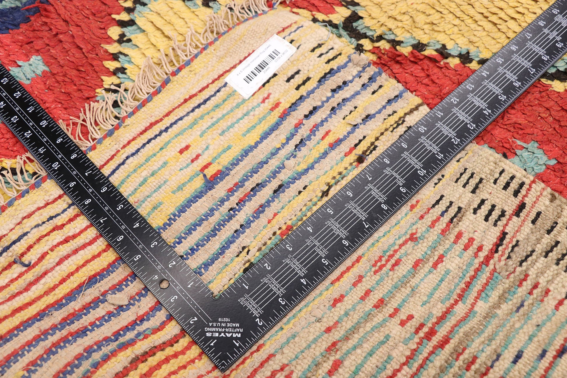 4 x 6 Vintage moroccan Rug 20445