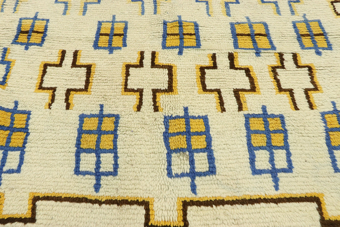 5 x 11 Vintage Moroccan Azilal Rug 20568