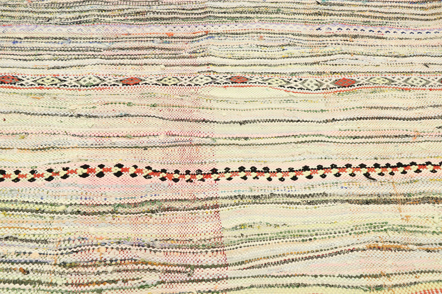 4 x 8 Vintage Boucherouite Moroccan Kilim Rug 20578