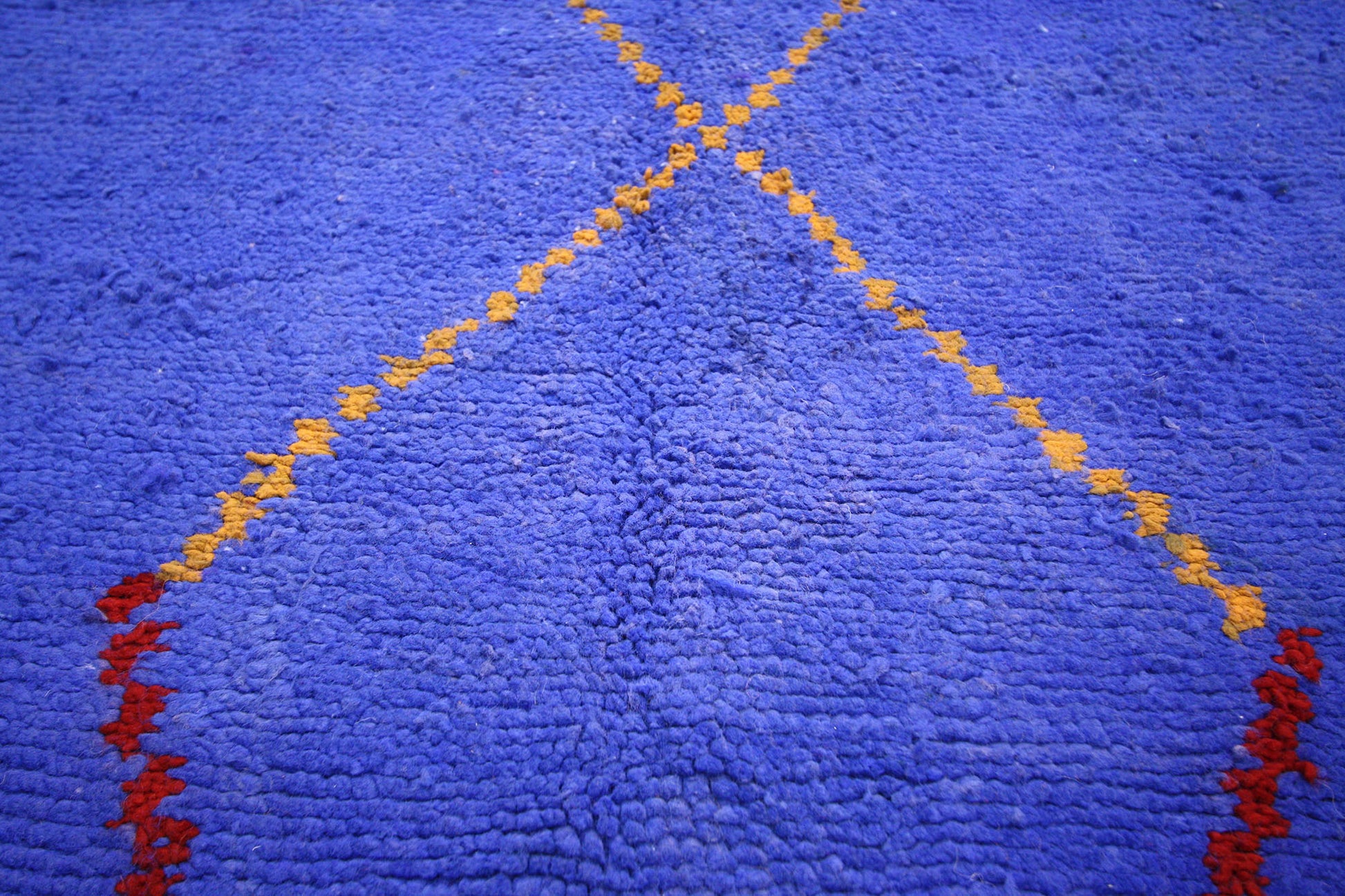 5 x 7 Vintage Moroccan Rug 20585