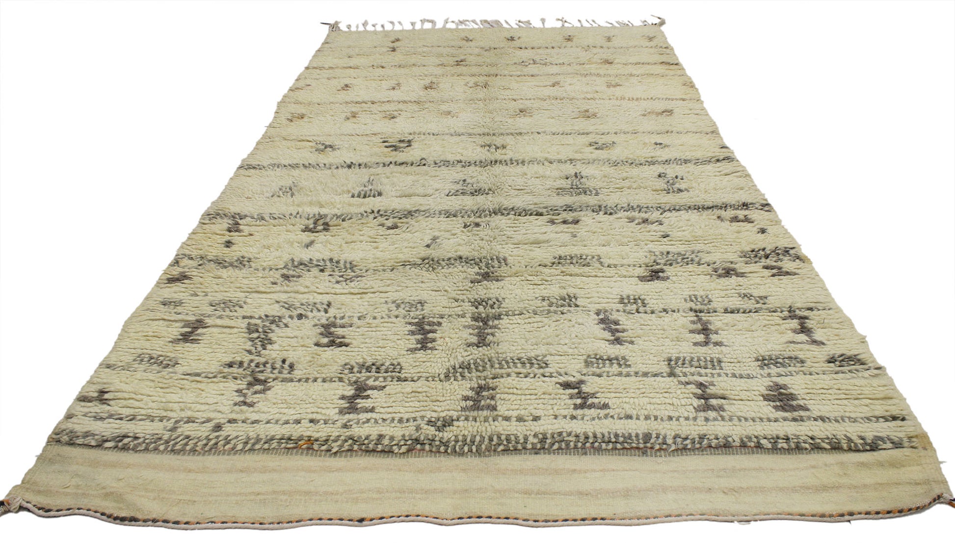 4 x 8 Vintage Moroccan Rug 20586